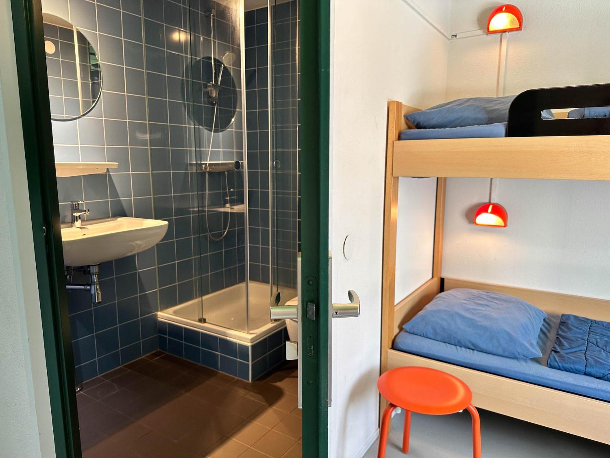 Stayokay Hostel Dordrecht - Nationaal Park De Biesbosch Room photo